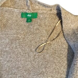 #103 Dip Heather Gray and tan color Knit cardigan sweater size XL in women’s